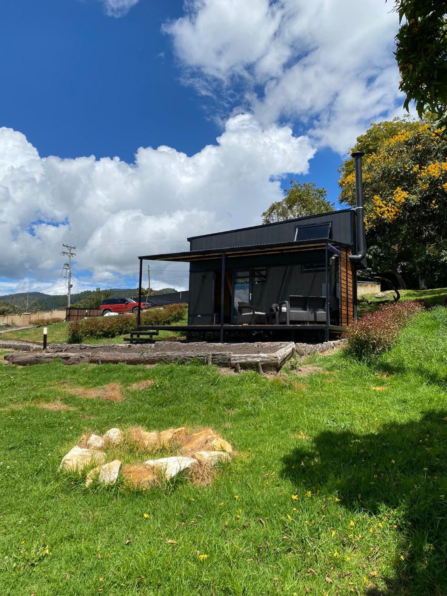 Rumi Azulada - Lodge La Calera